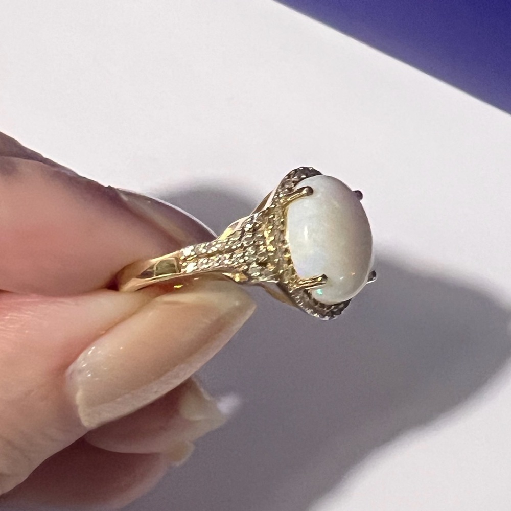 Lali 14k Gold Opal ring surrounded by Diamond accents size 8 - Picture 8 of 15